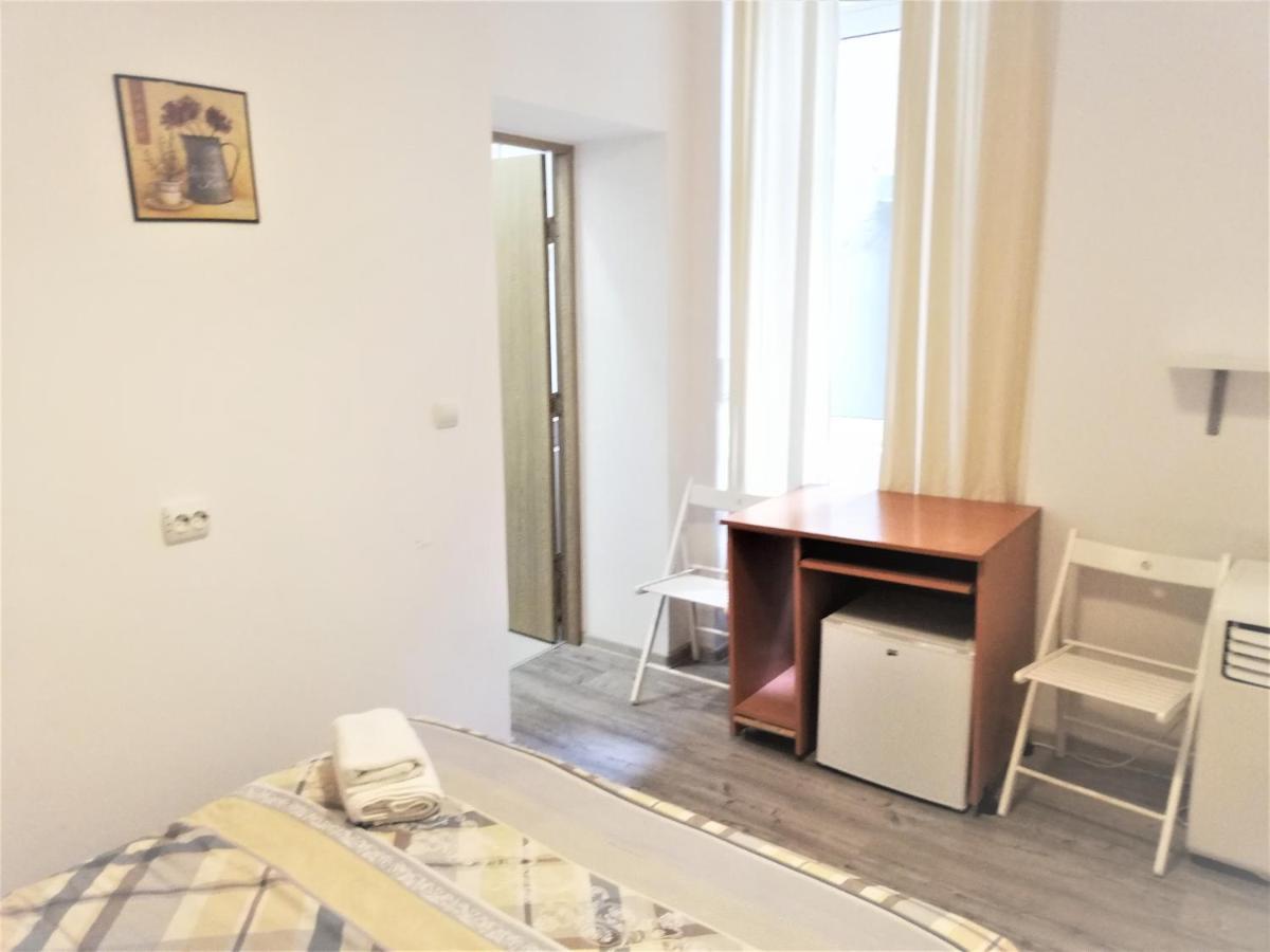 Studio Piata Amzei 1 Apartment Bucharest Luaran gambar