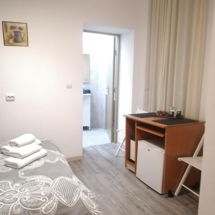 Studio Piata Amzei 1 Apartment Bucharest Luaran gambar